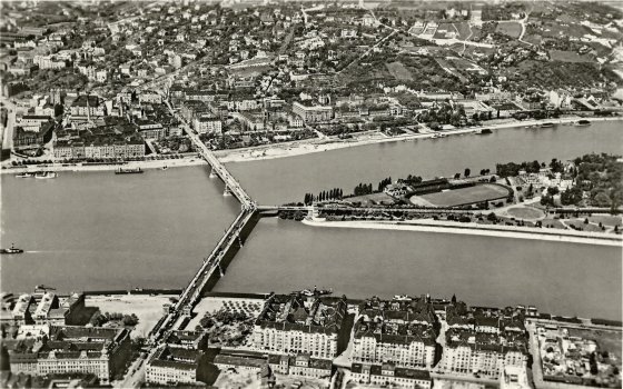 fortepan_171712.jpg