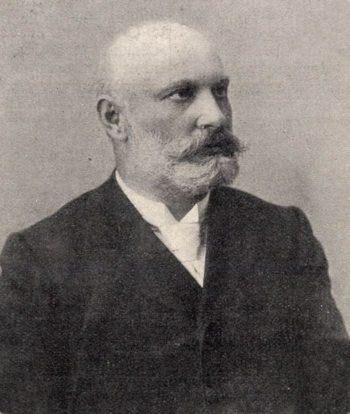 Hauszmann Alajos 1914-ben (Forrás: Magyar Mérnök- és Építész-Egylet Közlönye, 1914. 7. szám) 01 Hauszmann_Alajos_(1914).jpg
