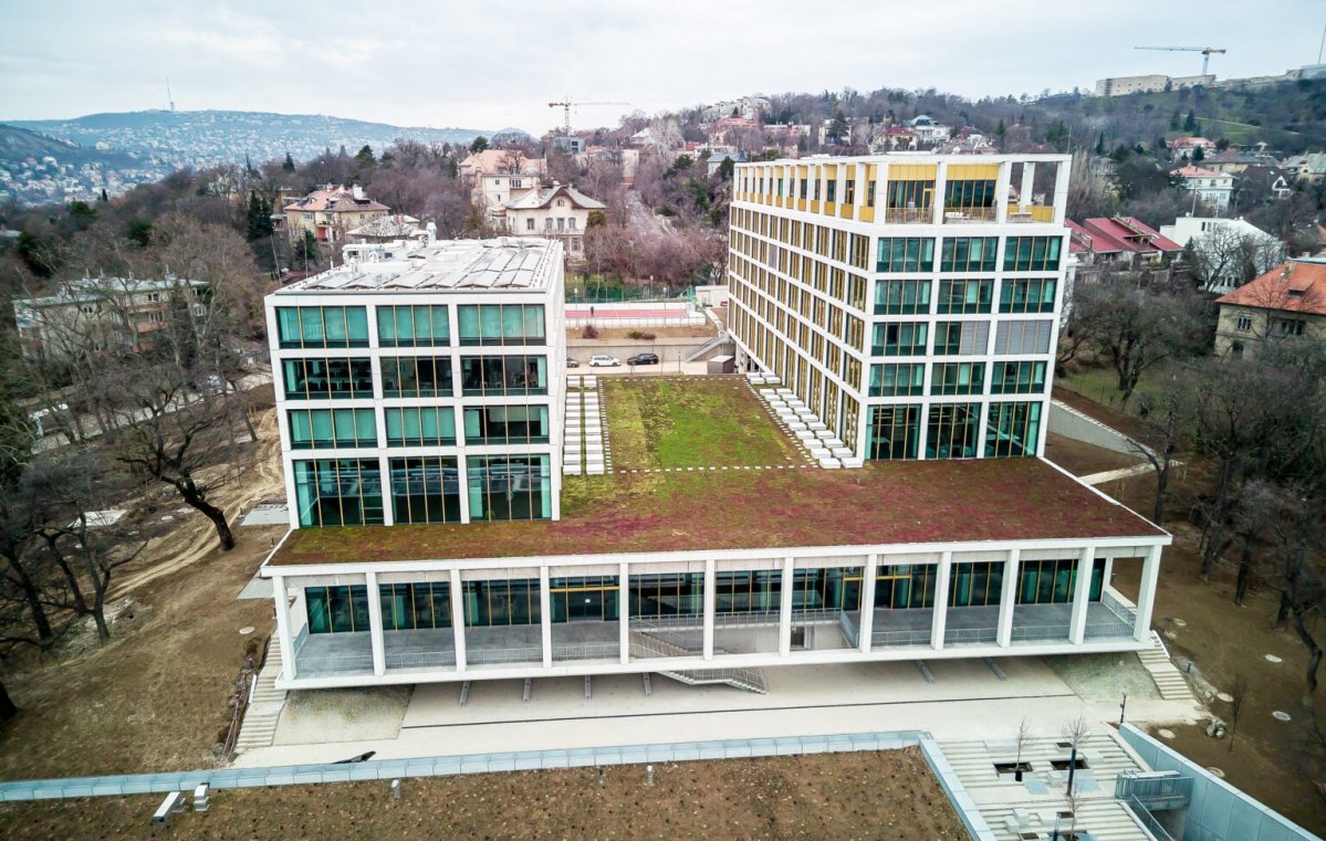 Gellert_epulet_madartavlat_MAX_0011-1536x1152 (1).jpg