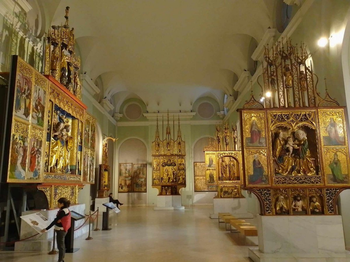 Késő gótikus szárnyasoltárok a Magyar Nemzeti Galériában (Fotó: Bodó Péter/pestbuda.hu) 01 mng.jpg