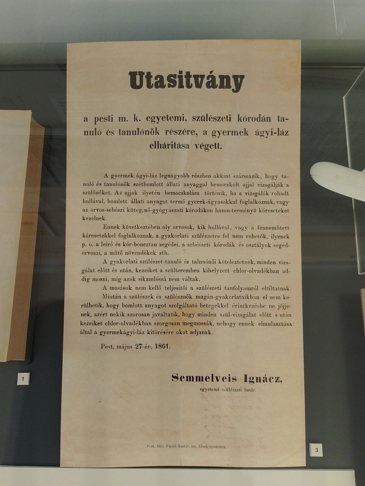 A Semmelweis Ignác által kiadott Utasítvány (Fotó: Bodó Péter/pestbuda.hu) 10 utasítvány.jpg