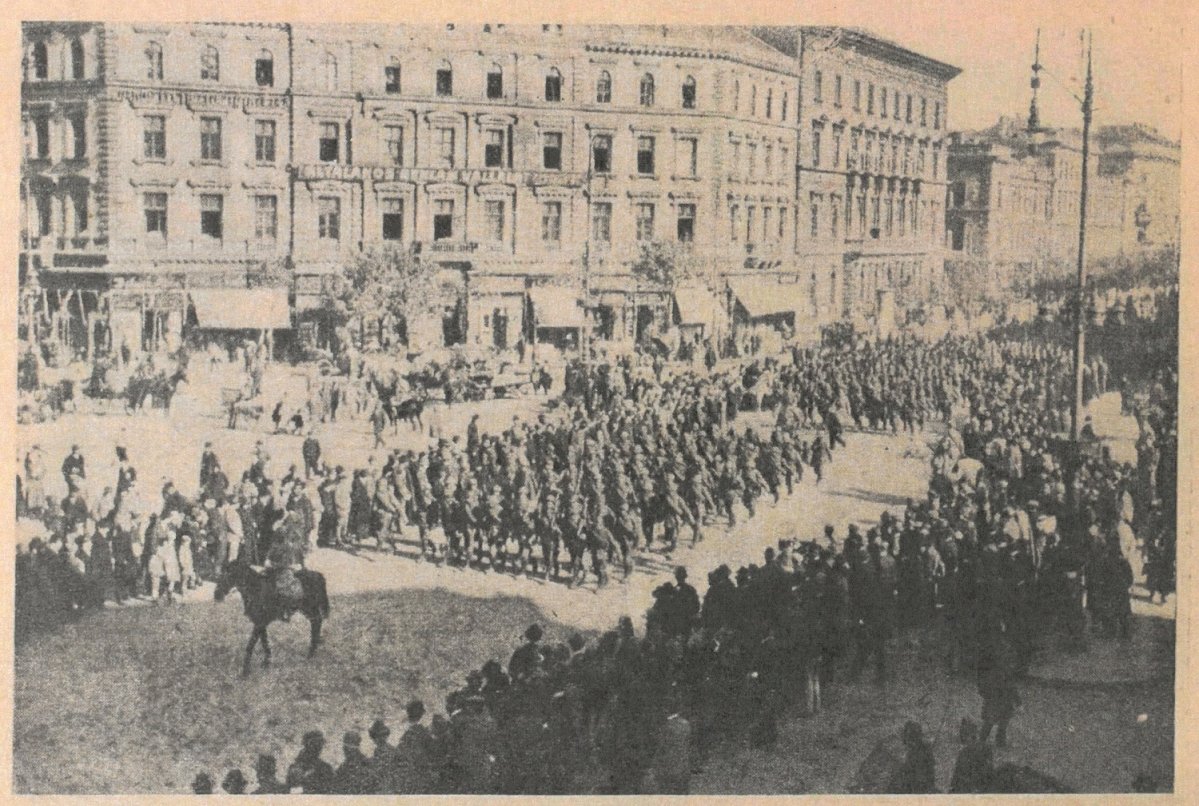 Román katonai felvonulás október 10-én az Andrássy úton (Tolnai Világlapja, 1919. október 23.) románok-7.jpg