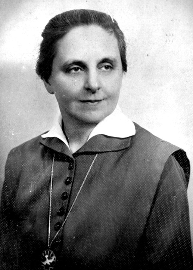 Slachta Margit magyar szerzetes, az első magyar női országgyűlési képviselő (Forrás: Wikipedia) Slachta_Margit.jpg