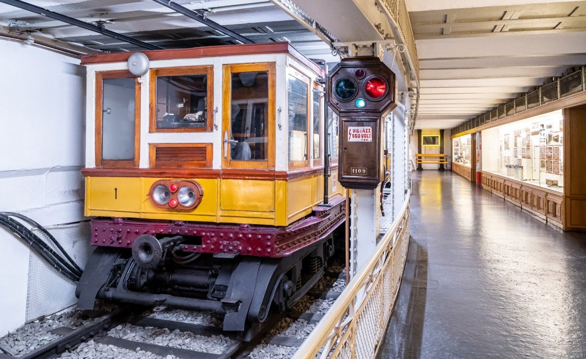 thumb_9445_default_big (1).jpg