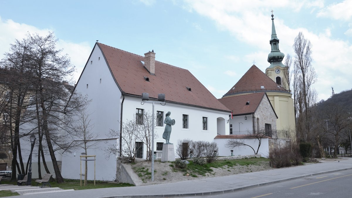 Az I. kerület Virág Benedek Ház (Fotó: jassomuhely.hu) Virag-Benedek_01.jpg