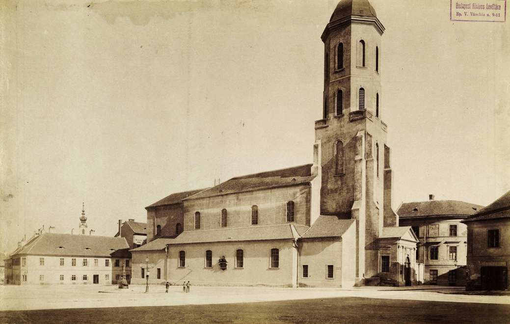 A Mária Magdolna-templom Klösz György fényképén, 1895 után (Fotó: Fortepan/Budapest Főváros Levéltára. Levéltári jelzet: HU.BFL.XV.19.d.1.07.201) magdolna_82525.jpg