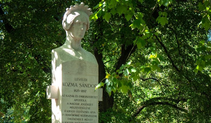 541435101_1200303235472058_1516222276903179652_n (1).jpg