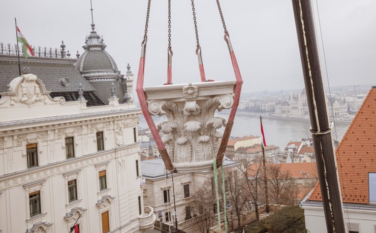 598004231_1970932090446443_1452236398784689406_n (1).jpg