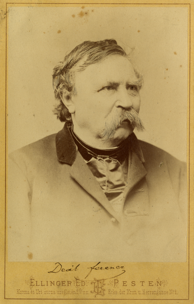 Deák Ferenc élete utolsó éveiben, 1873-1875. Ellinger Ede felvétele (Forrás: Magyar Nemzeti Múzeum, Történelmi Fényképtár, 68/1948 fk lt. sz.) TF_P_68_1948_Nr001.png