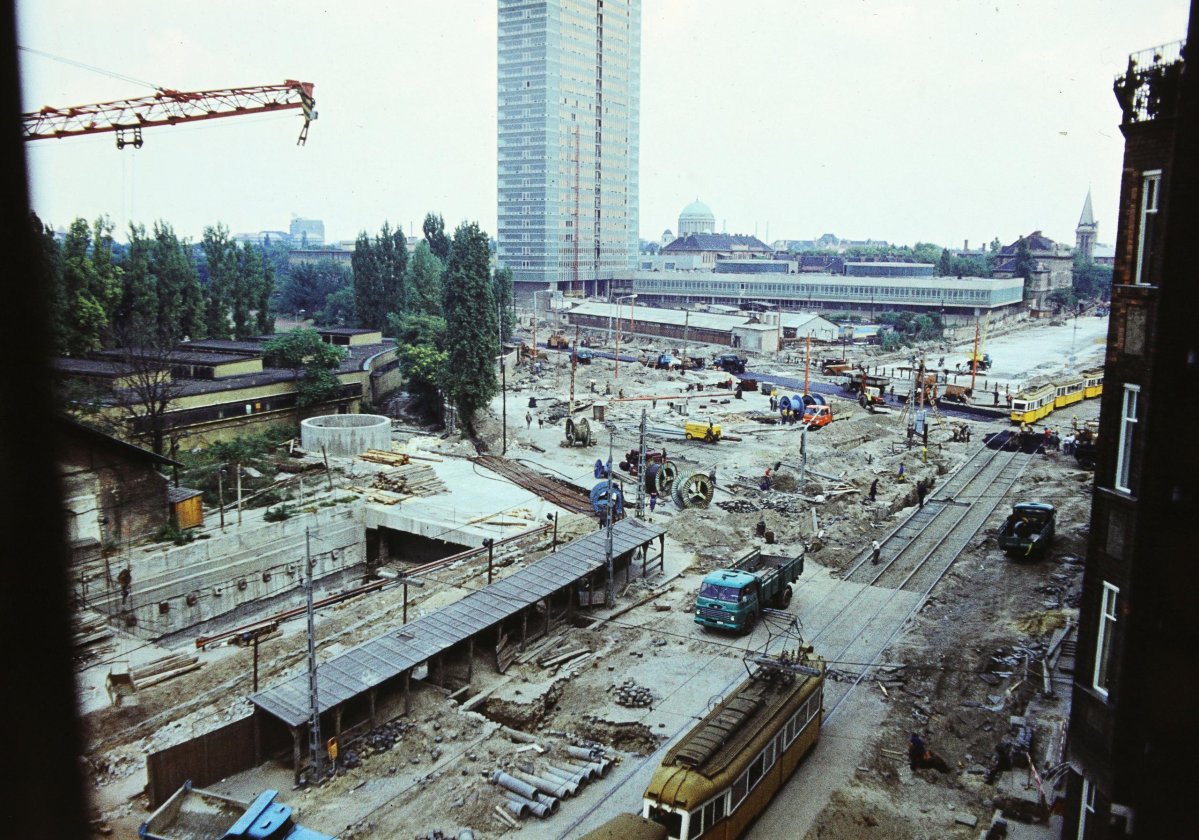 Az 1970-es években nagy erőkkel építették a metróvonalakat (Fotó: Fortepan/képszám 302629) fortepan_302629.jpg