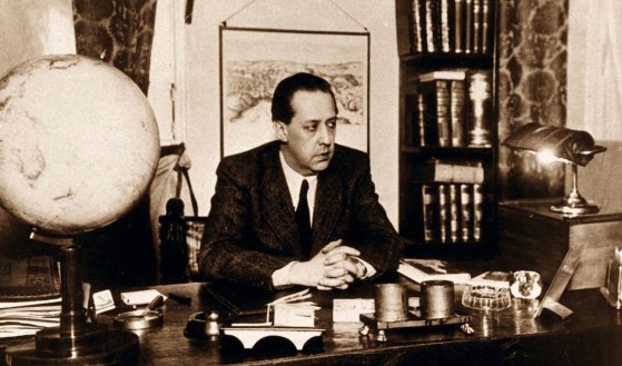 Marai_irosztal (1).jpg