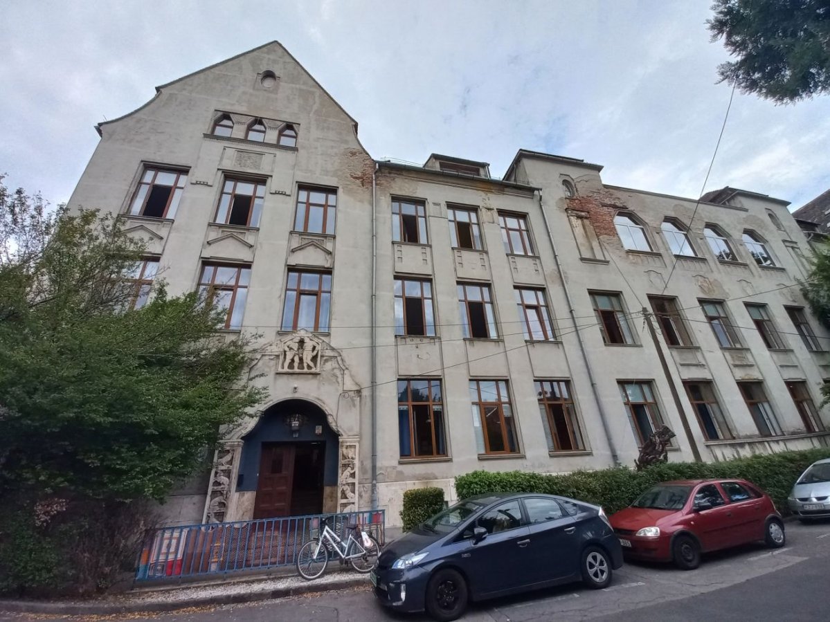 A Szentendrei úti iskola napjainkban (Fotó: Dobó Dávid/pestbuda.hu) 03 szentendrei 83.jpg