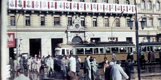163436_a_blaha_lujza_ter_1960-ban.jpg