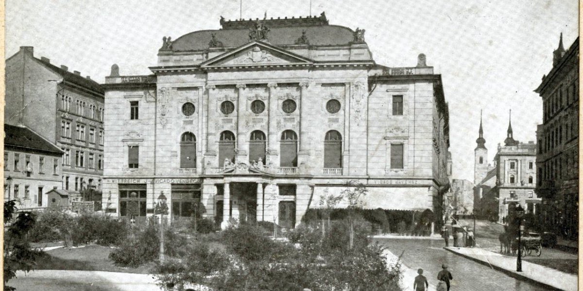 173645_budai_vigado_ny.jpg