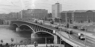 180686_fortepan_190041_v.jpg