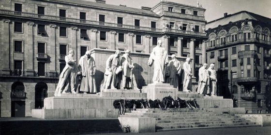 185936_kossuth_szobor_3ny..jpg