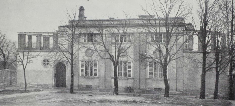 196712_00.jpg